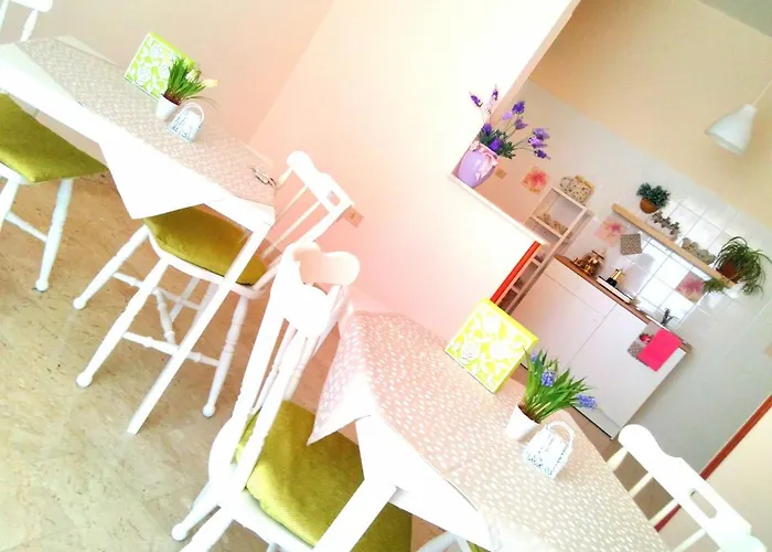 Bed & Breakfast L'angolo Fiorito 3*