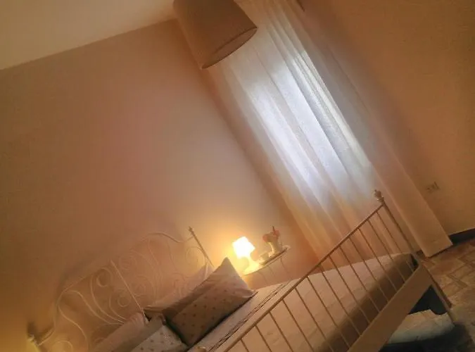 L'angolo Fiorito Бернальда