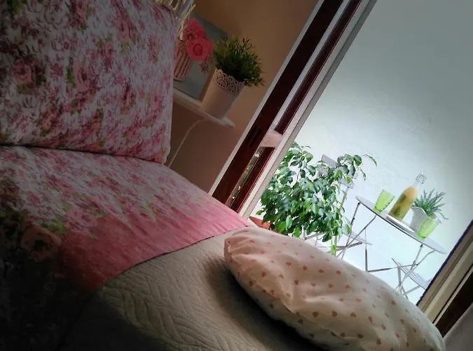 Bed & Breakfast L'angolo Fiorito 3*