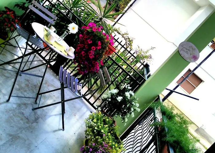 Bed & Breakfast L'angolo Fiorito 3*